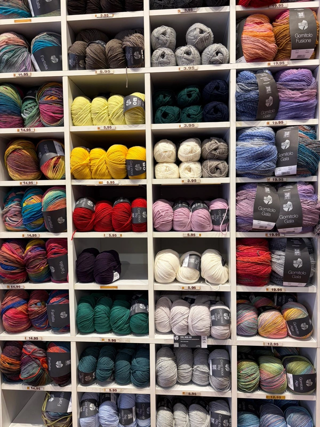 Mode & Handarbeitsdiele - Wolle, Kunsthandwerk, Mode und Accessoires - Wolle